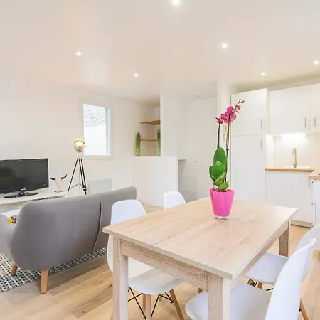 Appartement lumineux avec terrasse Reims Extérieur photo